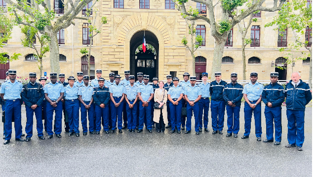 Les Officiers-Élèves des Pays Amis (OEPA) en Immersion au cœur des Unités Spécialisées de la Gendarmerie Nationale 