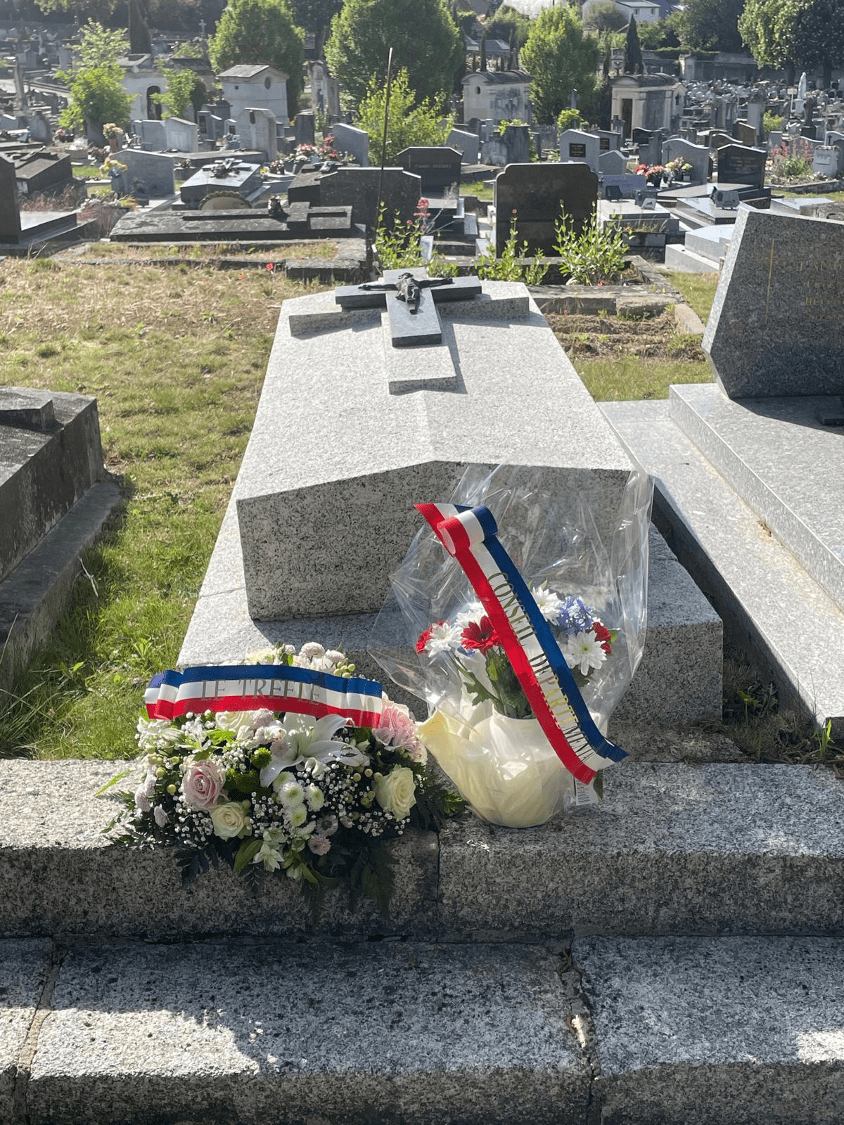 Devoir de mémoire à Tours (37)